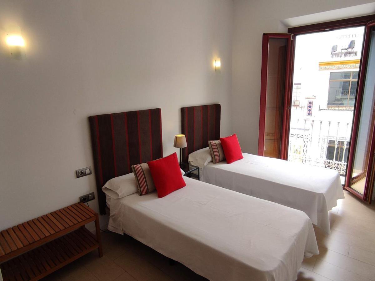 סביליה Apartamento Puerta Del Arenal - Kainga Homes מראה חיצוני תמונה